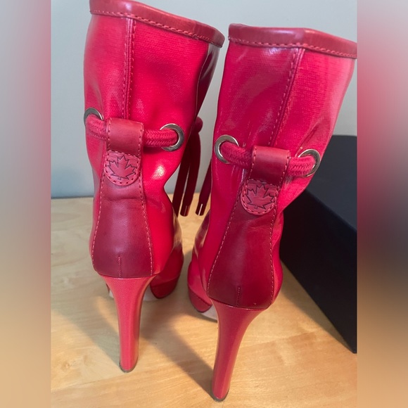 Dsquared2 Red Ankle Boots - Picture 4 of 17